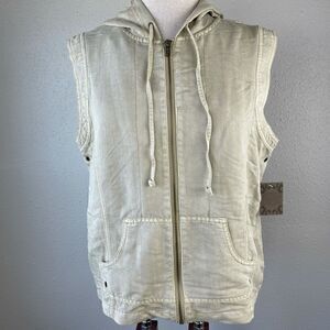 NWT Passports Sleeveless Hoodie & Matching Pants